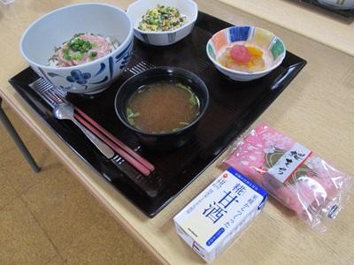 ひなつりのイベント食